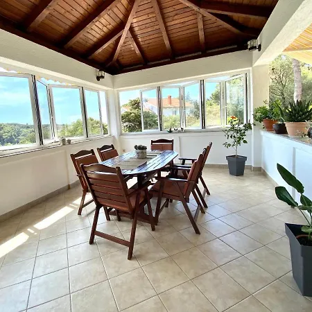 Kurelic Rab Apartment *