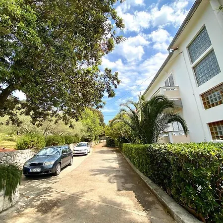 Apartment Kurelic Rab *