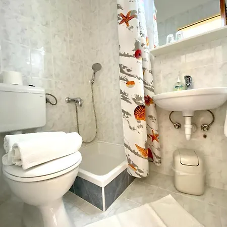 Apartment Kurelic Rab