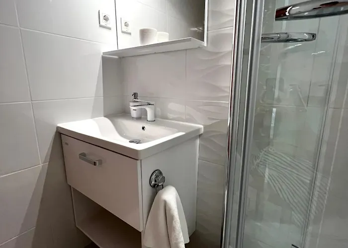 Apartment Kurelic Rab